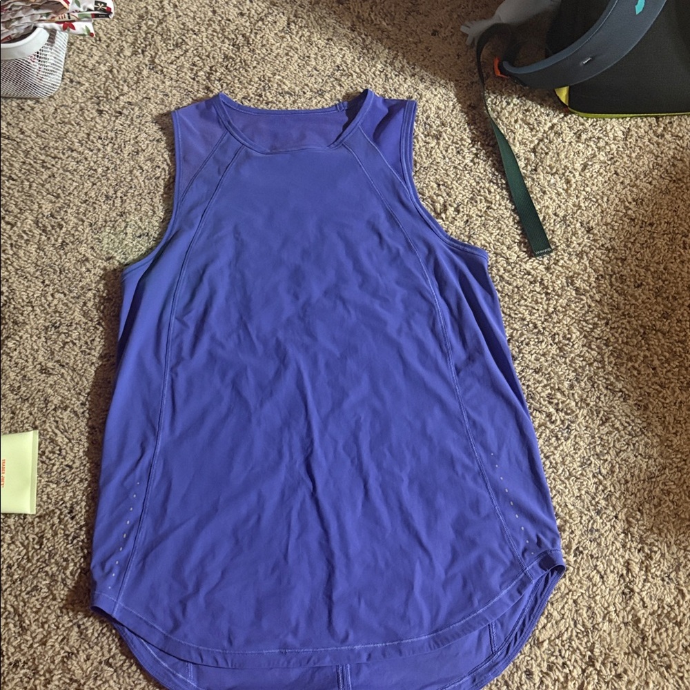 Lululemon tank top